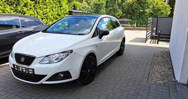 Seat Ibiza cena 17900 przebieg: 141663, rok produkcji 2011 z Witkowo małe 379